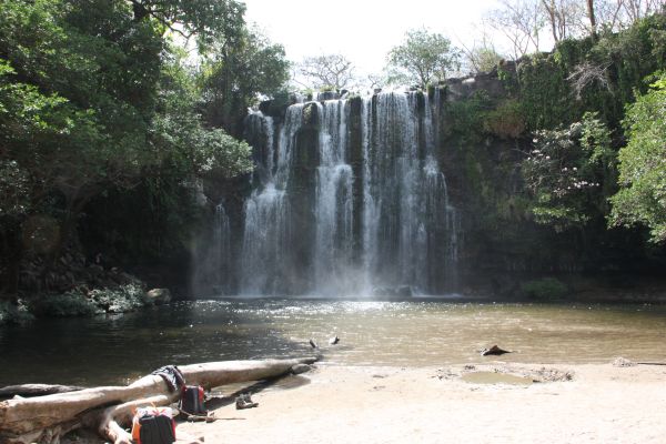 Llanos de Cortes falls